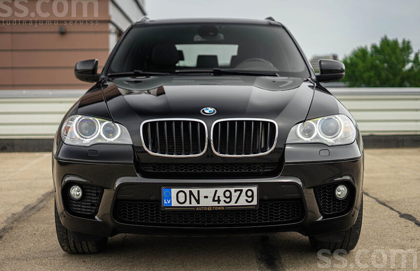BMW X5 — foto 3