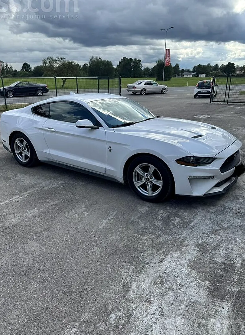 Ford Mustang, 2020. gads