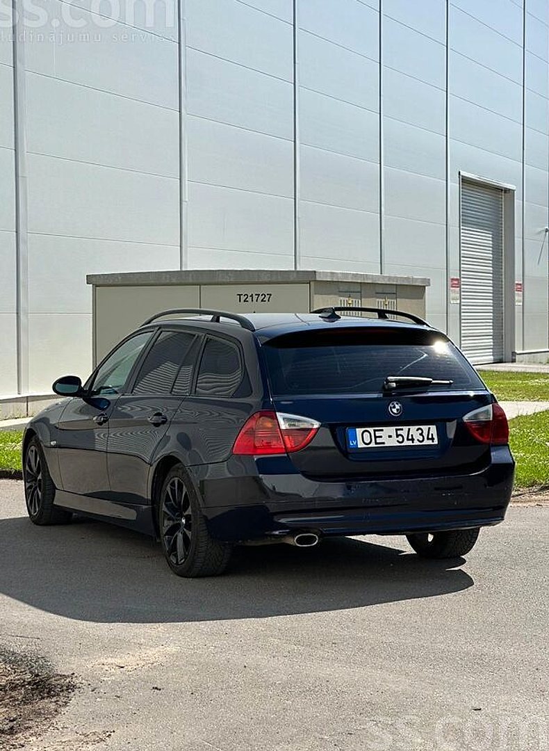 BMW 320 — foto 4