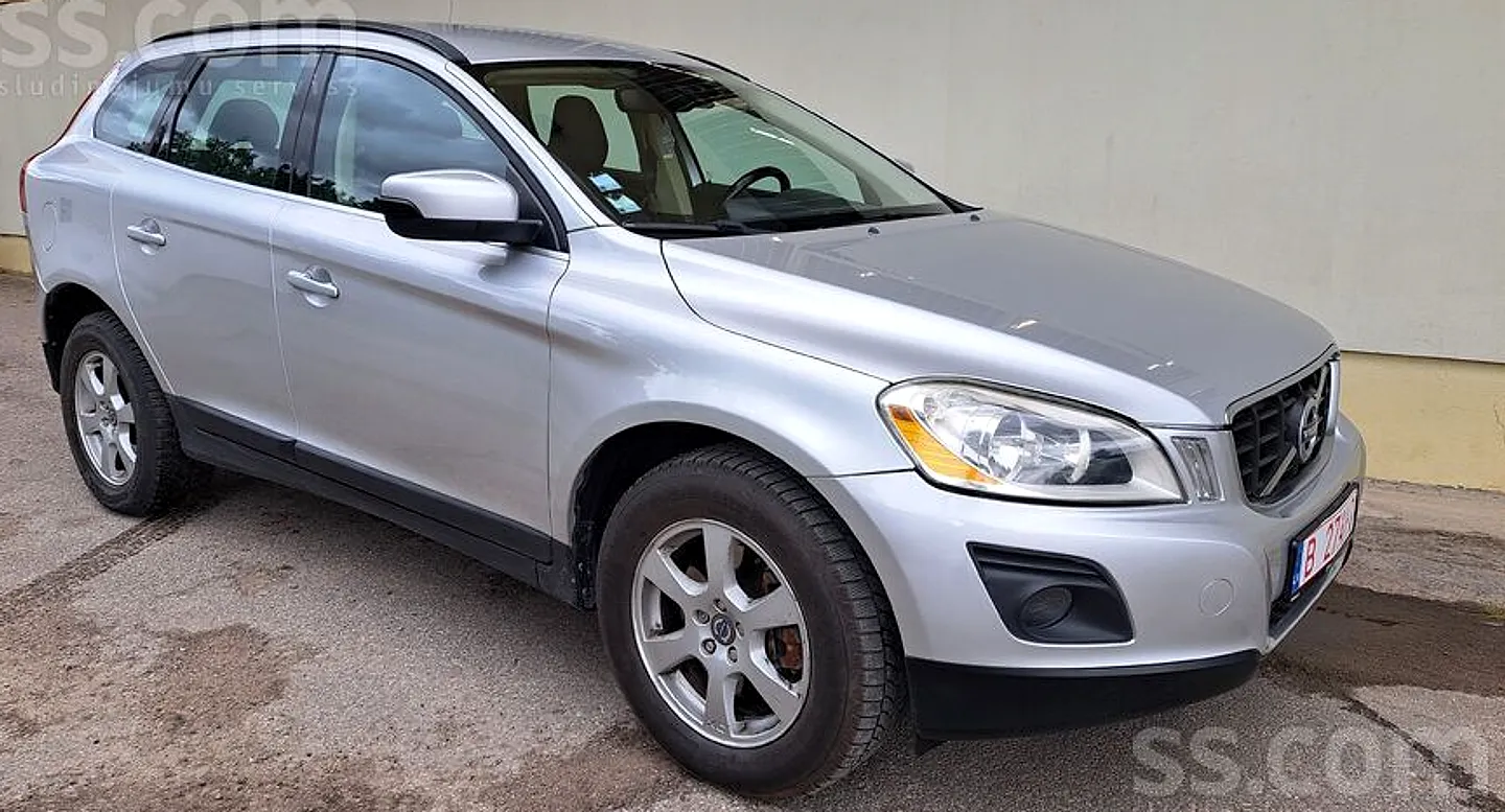 Volvo XC 60, 2010. gads