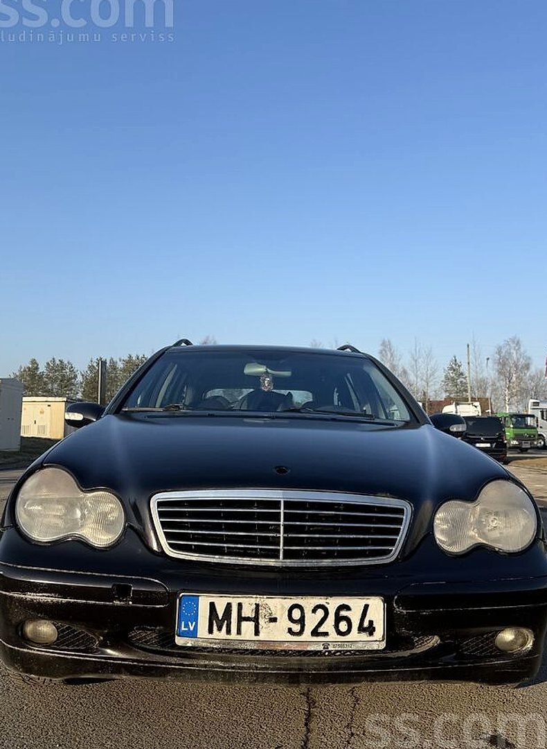 Mercedes-Benz C180 — foto 3