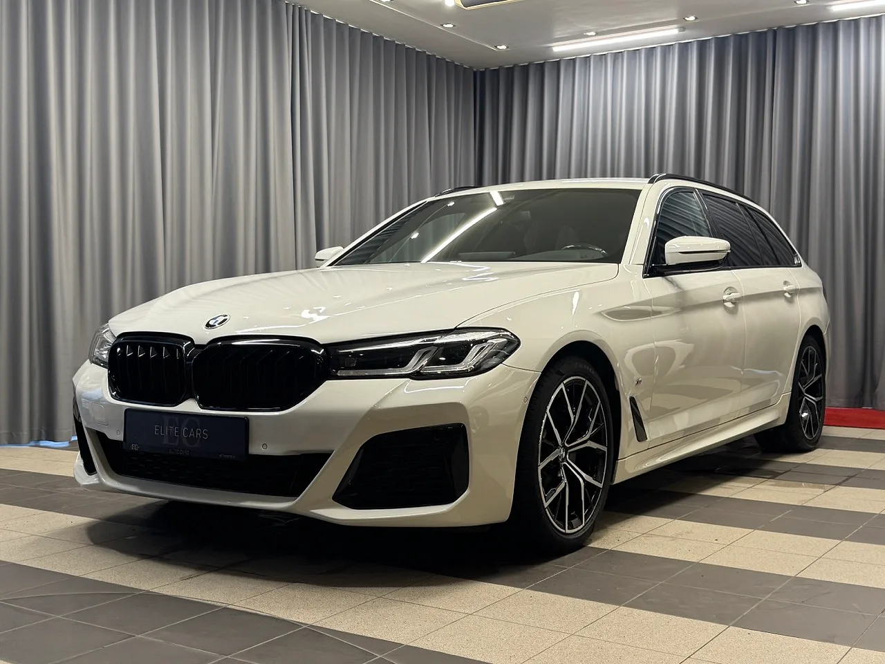 BMW 520D xDrive, 2021. gads