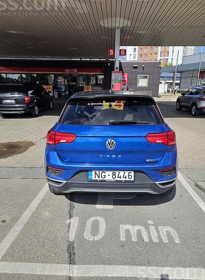 Volkswagen T-Roc — foto 5