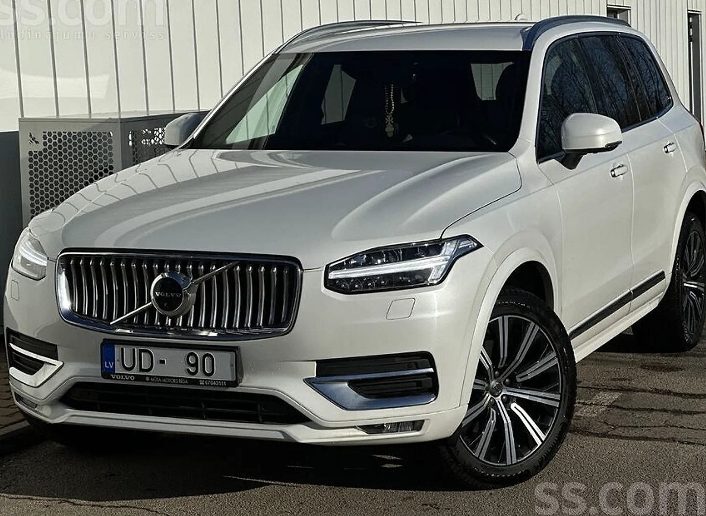 Volvo XC 90, 2021. gads