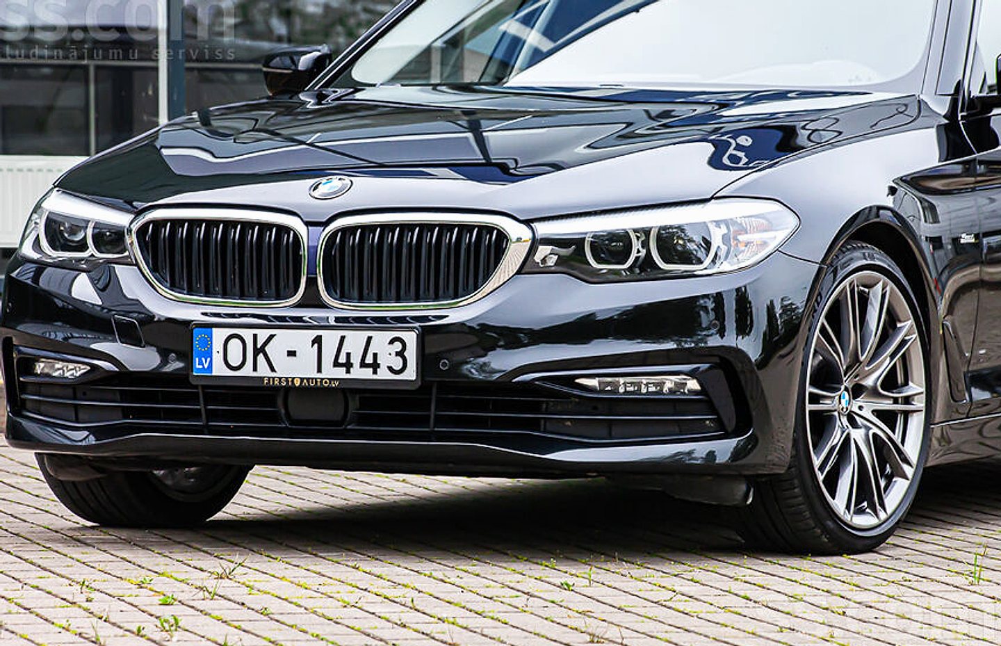 BMW 530 — foto 2