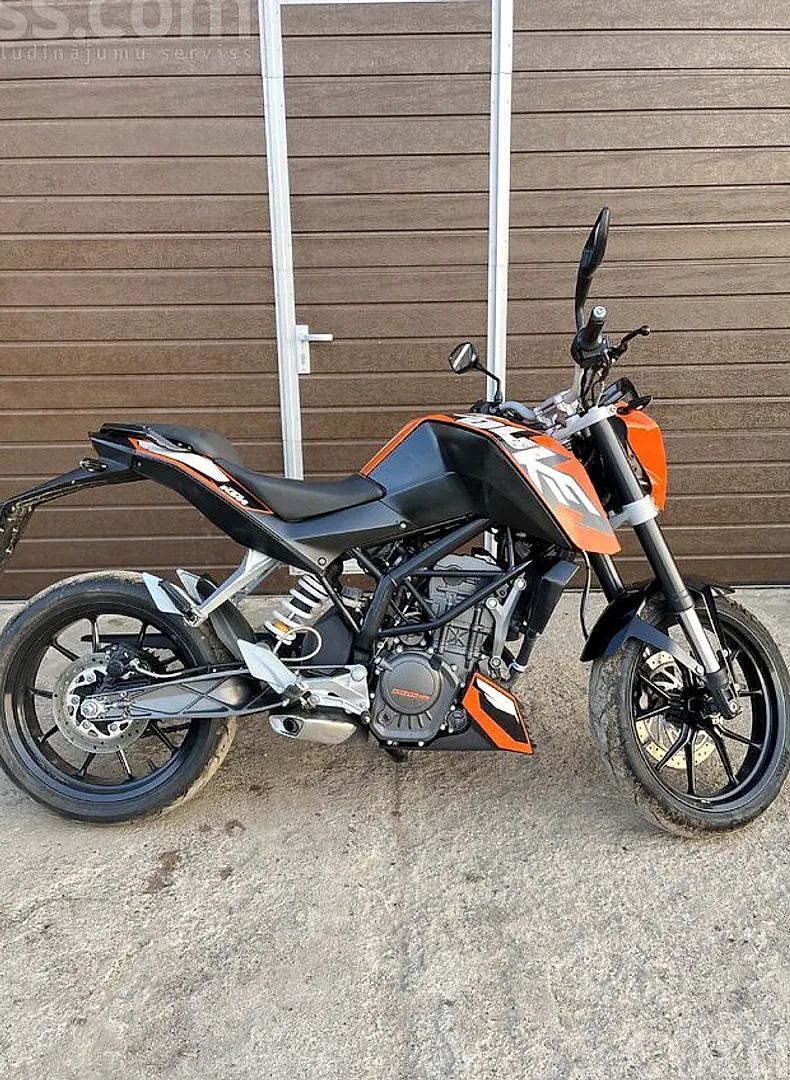KTM Duke, 2011. gads