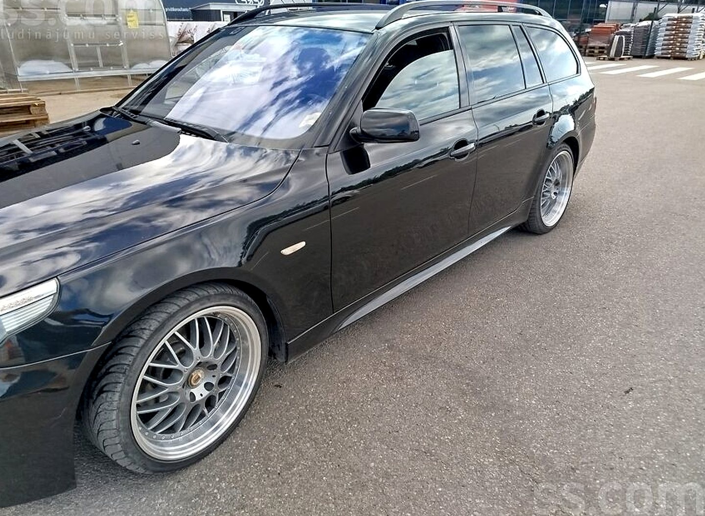 BMW 530 — foto 2