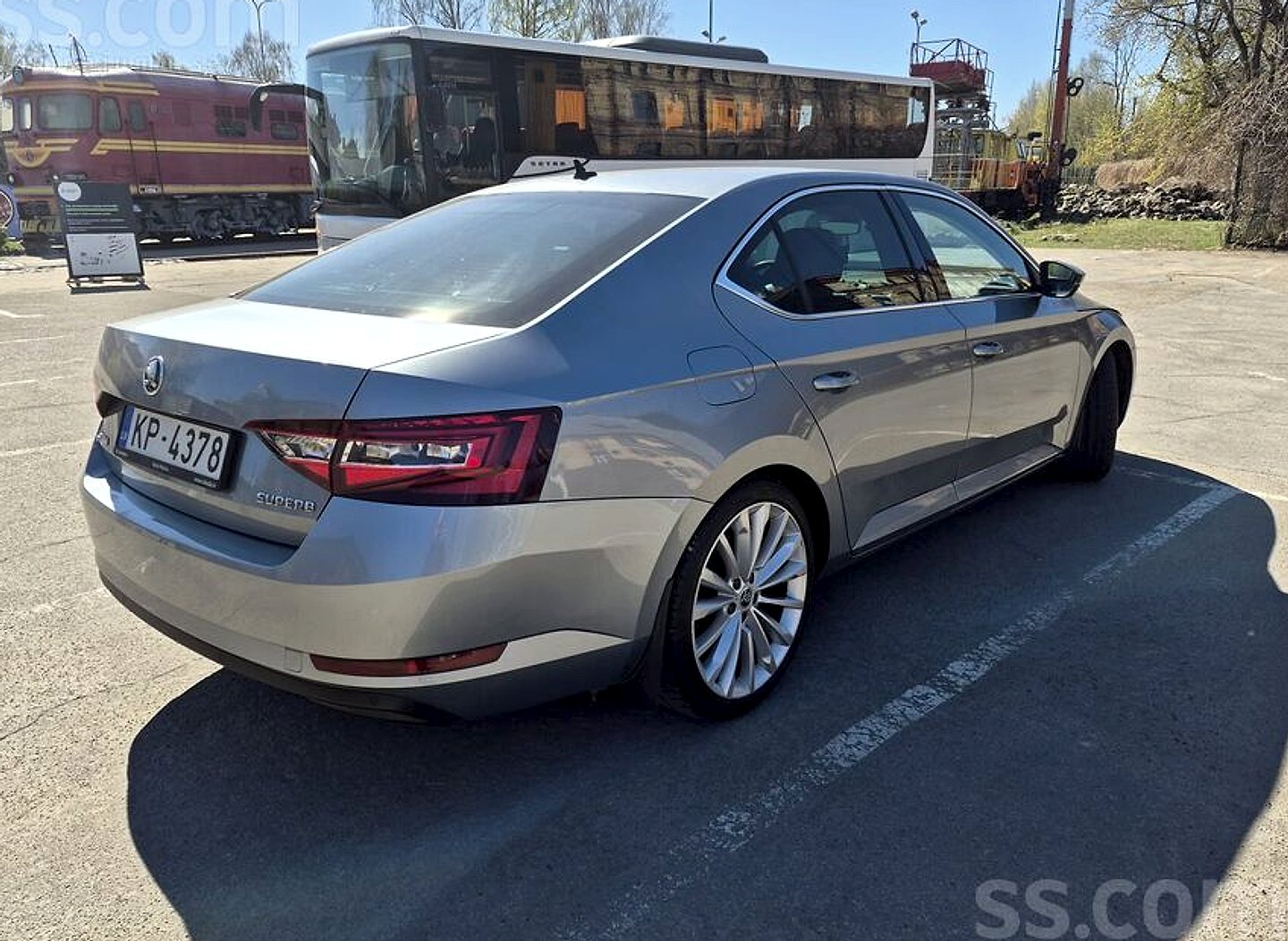 Škoda Superb — foto 3