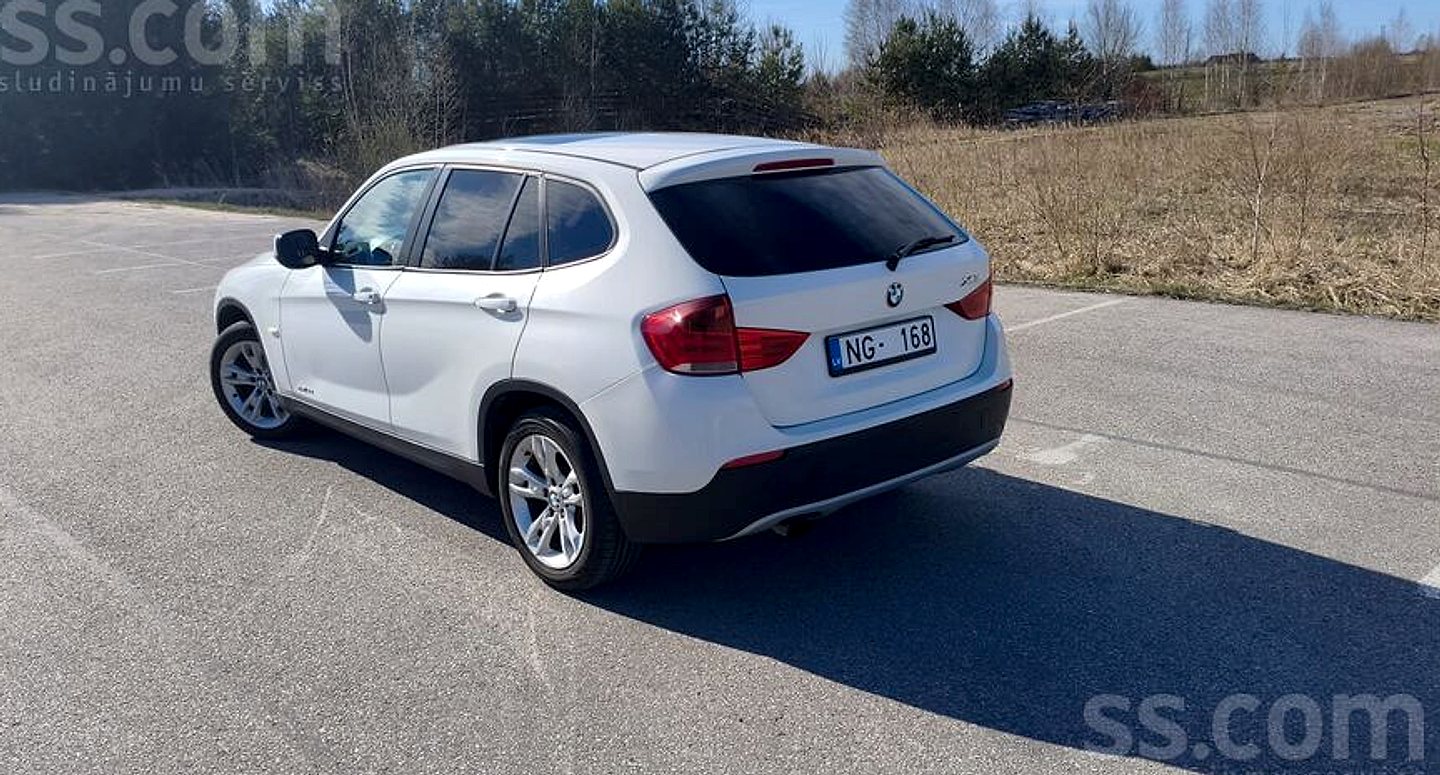 BMW X1 — foto 5