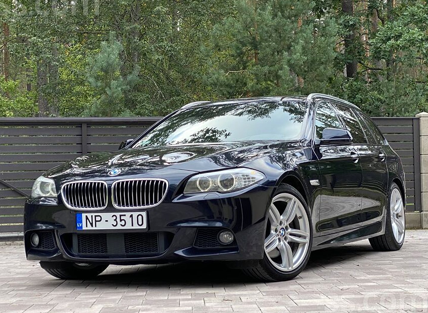 BMW 530 — foto 2