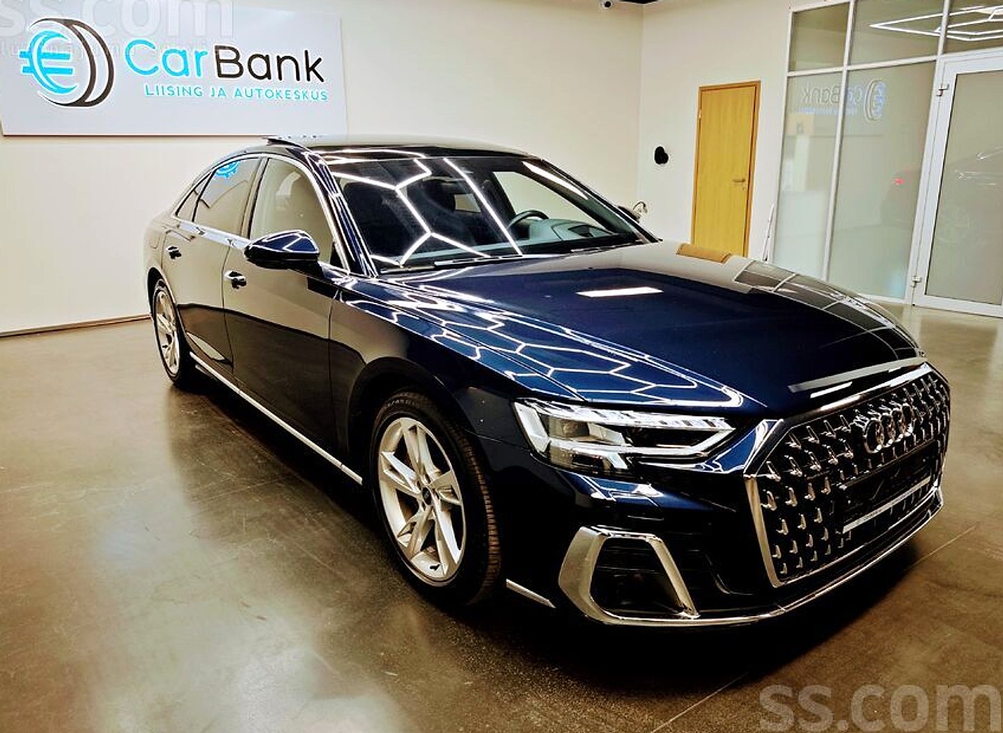 Audi A8 — foto 3