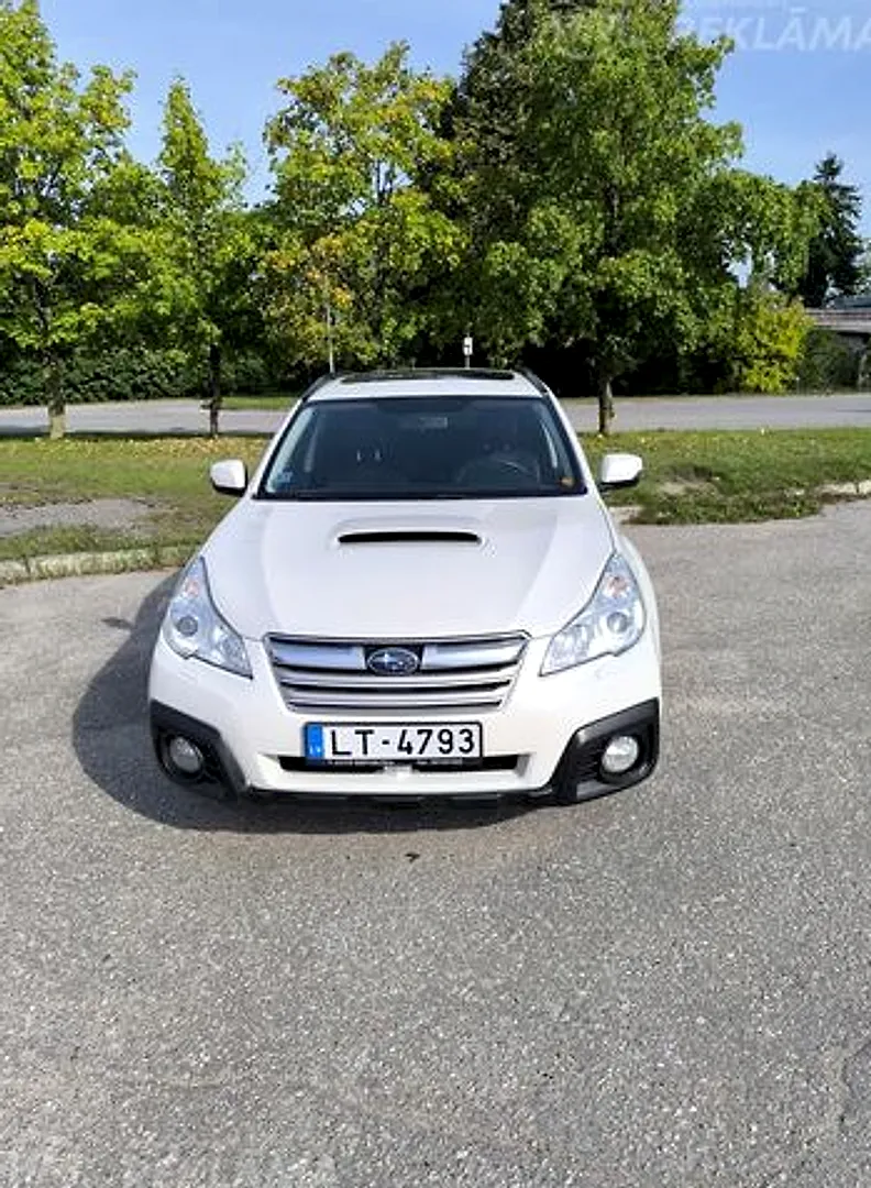 Subaru Outback, 2014. gads