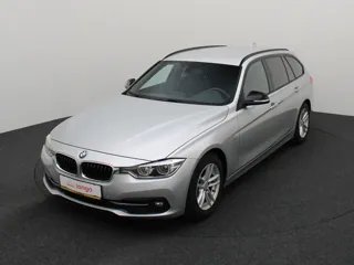 BMW 320, 2017. gads